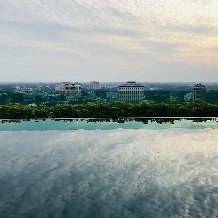 Astra Suites Central Chiang Mai Eksteriør billede