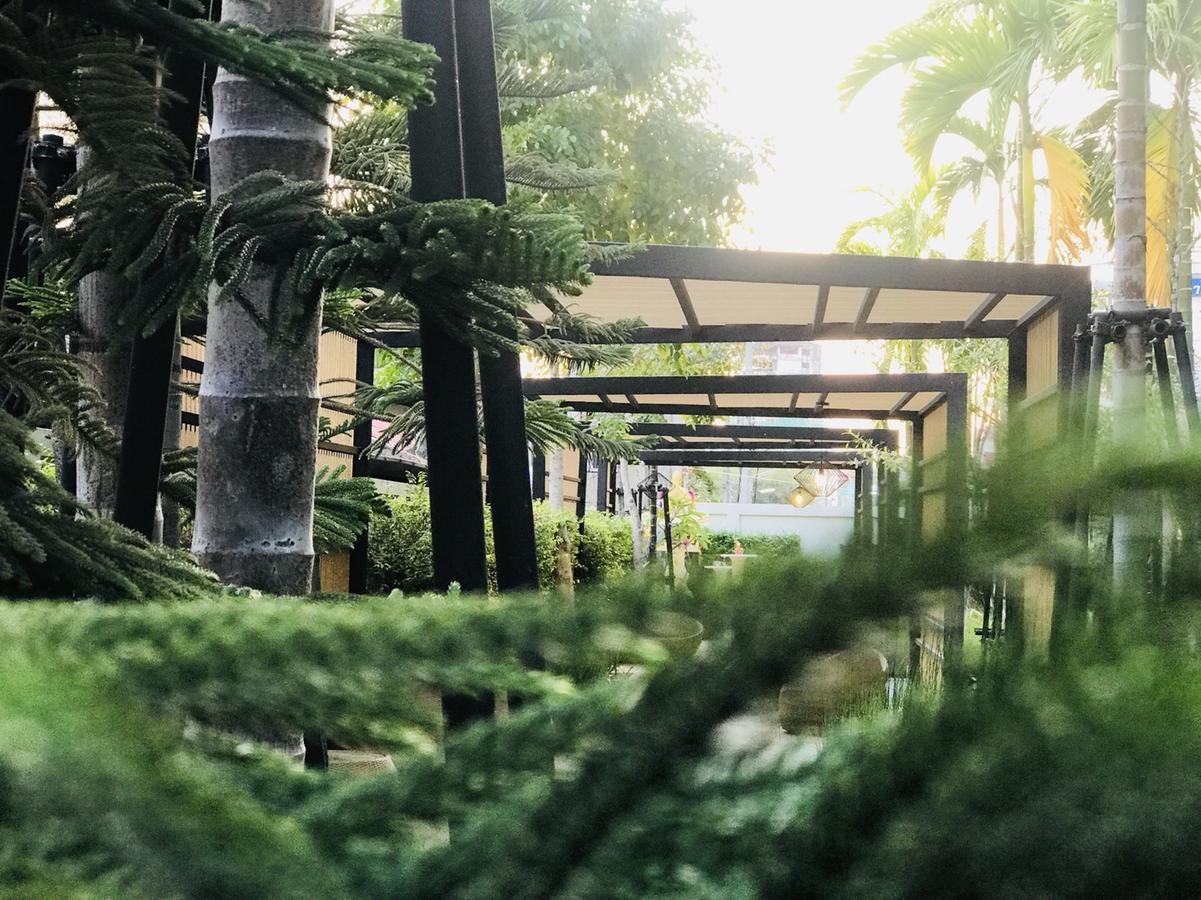 Astra Suites Central Chiang Mai Eksteriør billede